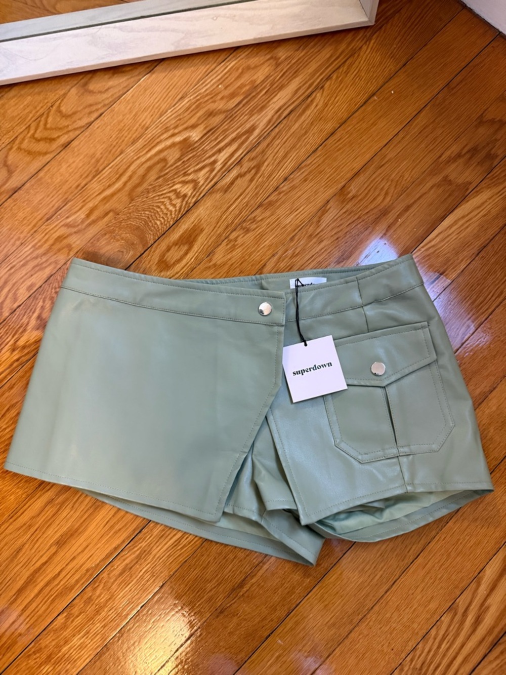 superdown NWT Odessa Sage Green Faux Leather Mini Skirt - Picture 2 of 4